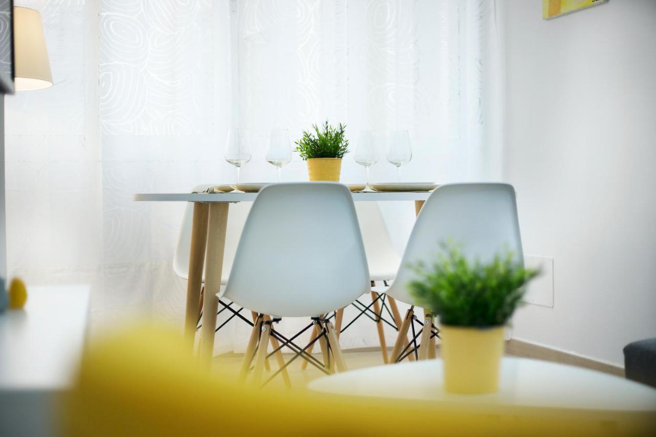 Alonso De Palencia City Center Apartment Malaga Bagian luar foto